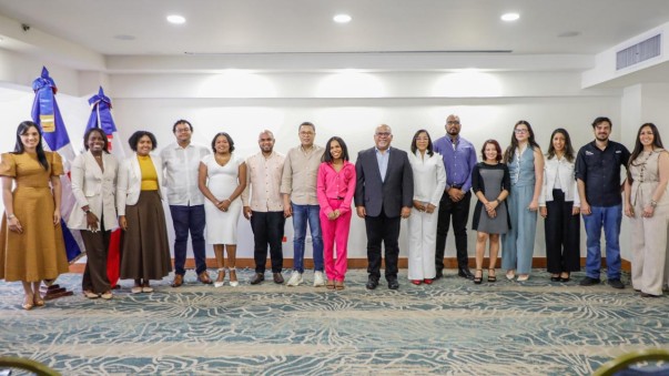 Durante Entrega Premio Emprendelab