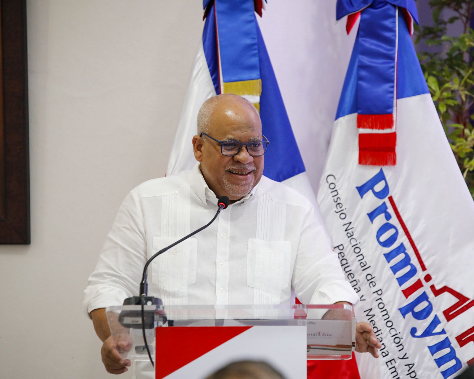 entrega de prestamos en Barahona