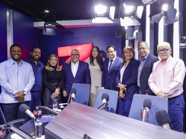 Entrevistadores De La Z Entrevistadores De La Z